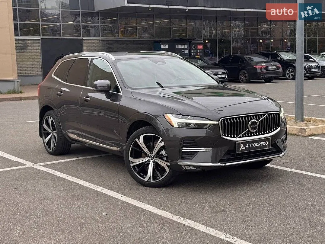 Volvo XC60, 2022