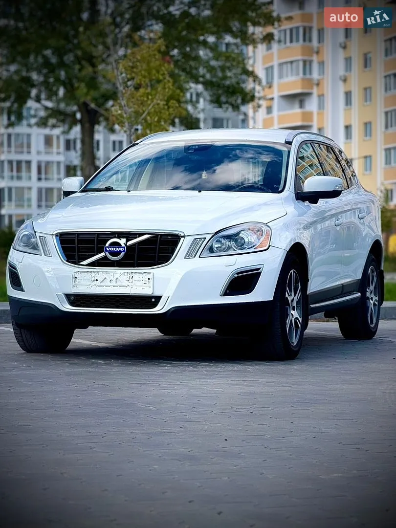 Volvo XC60, 2012