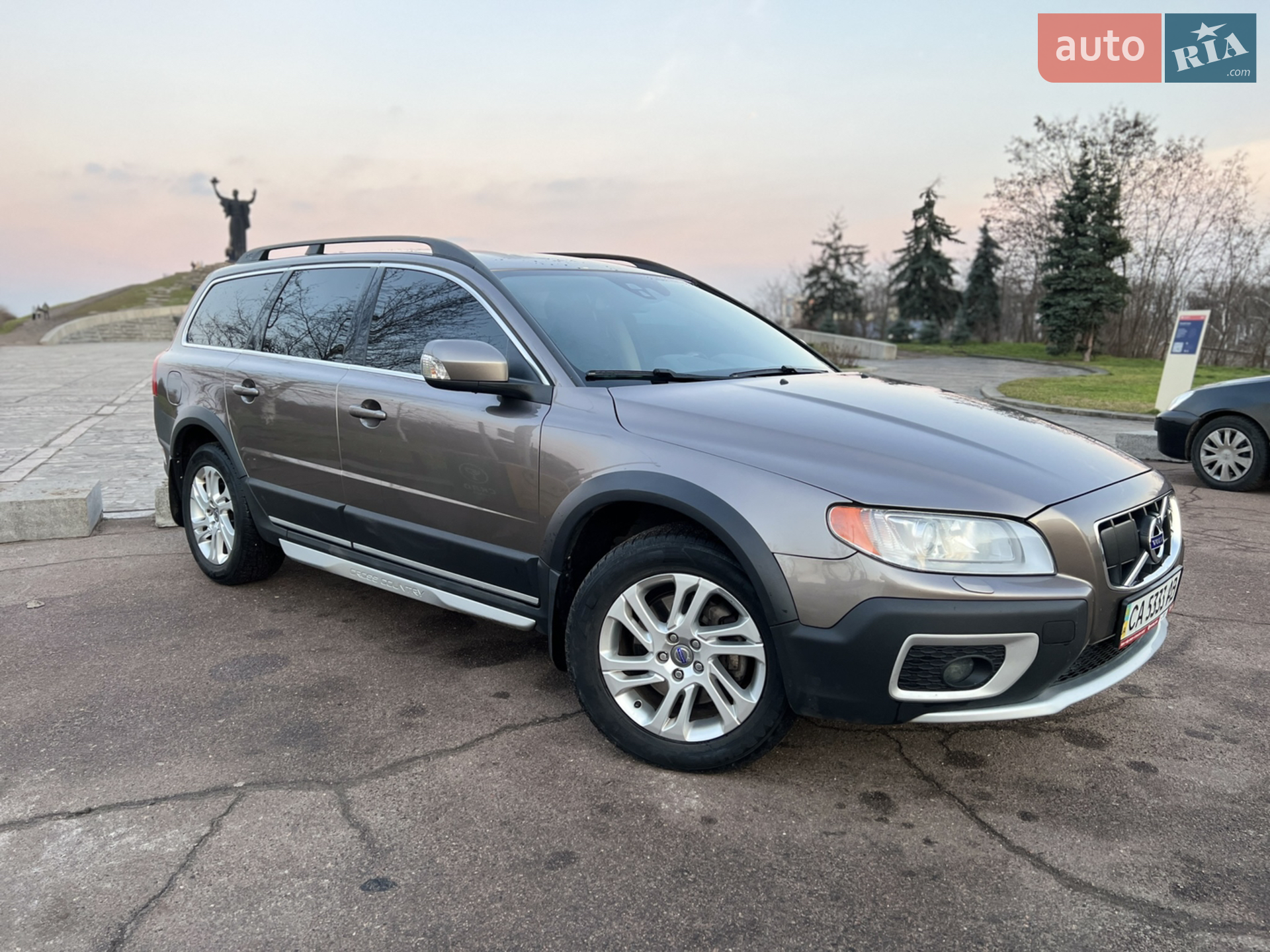 Volvo XC70, 2012