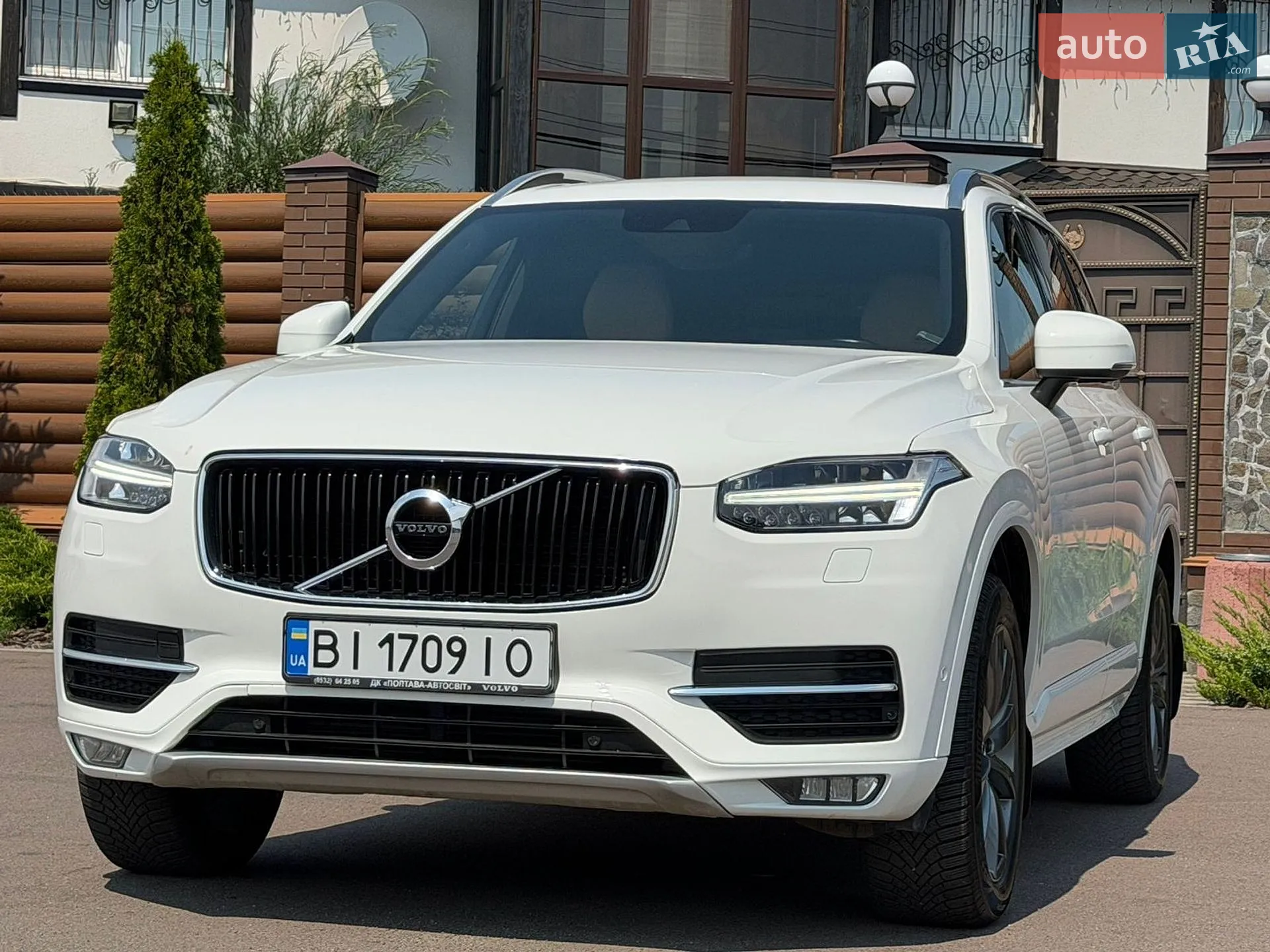 Volvo XC90, 2016