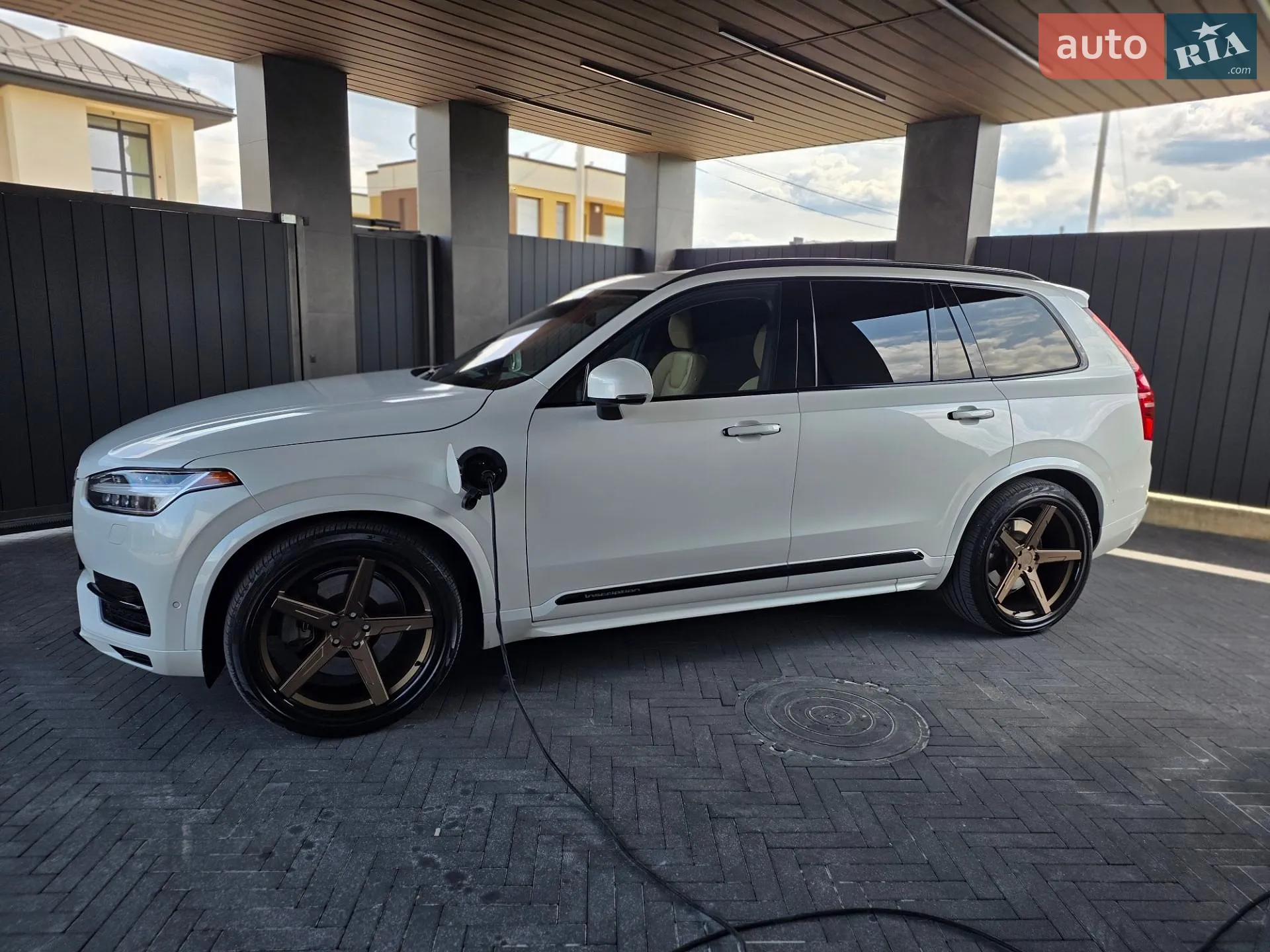 Volvo XC90, 2016