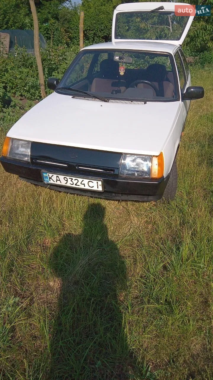 ЗАЗ 1102 Таврия-Нова, 2000