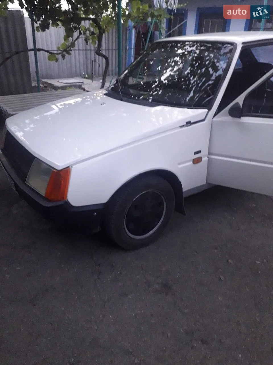 ЗАЗ 1102 Таврия, 1992