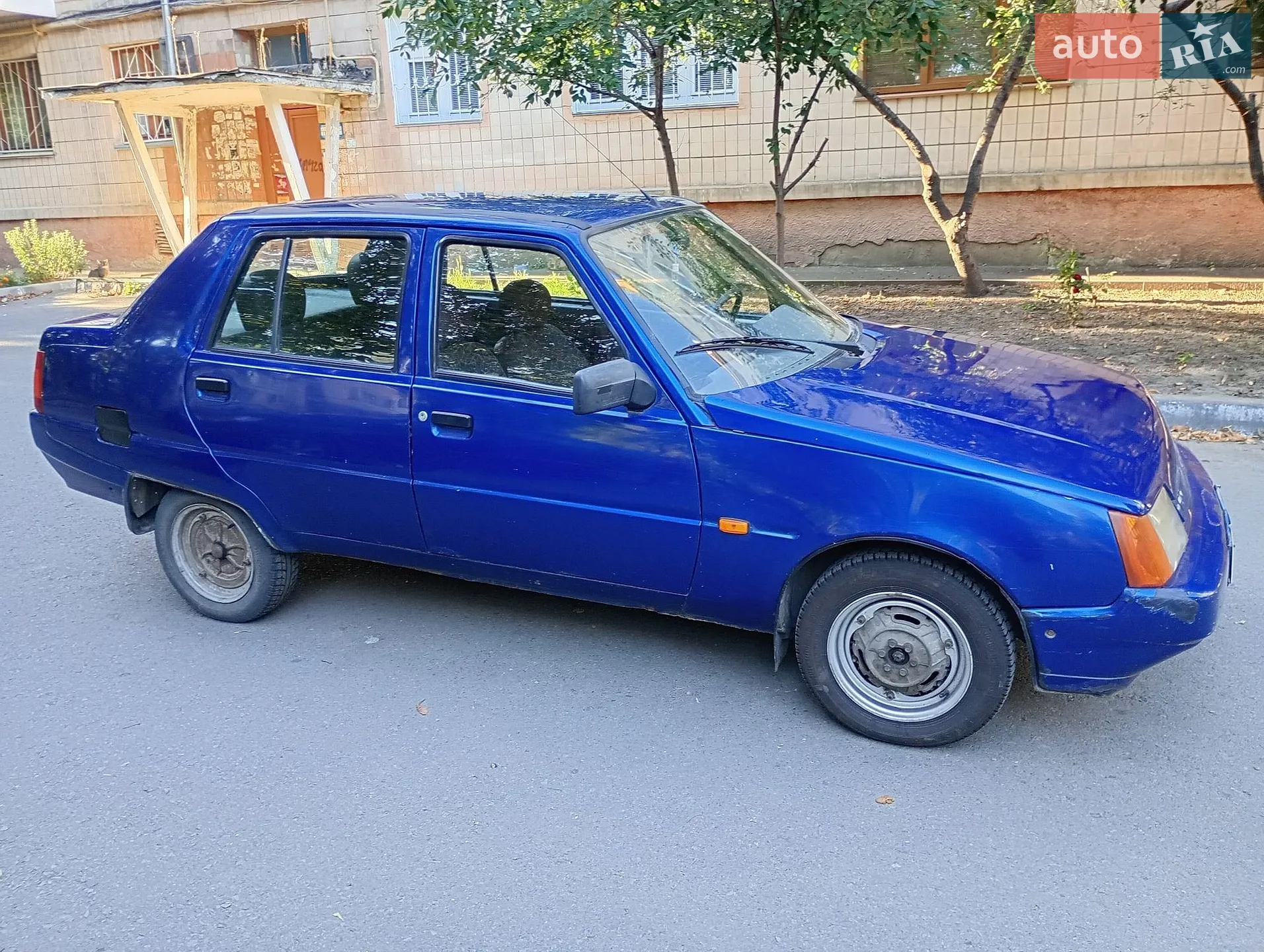 ЗАЗ 1103 Славута 2005 — 1