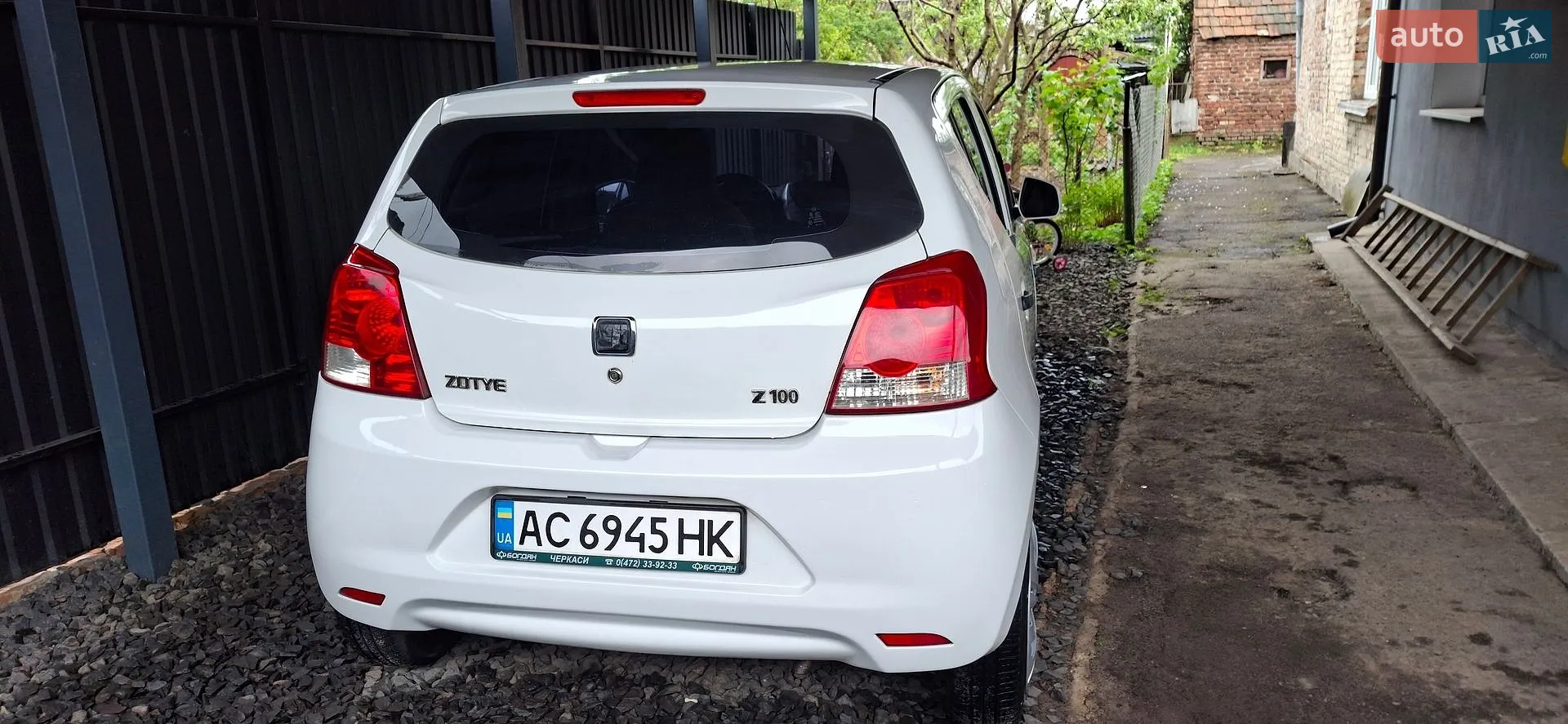Zotye Z100, 2015