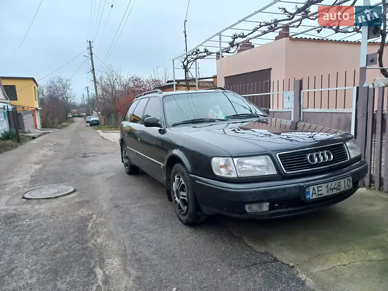 Audi 100, 1994