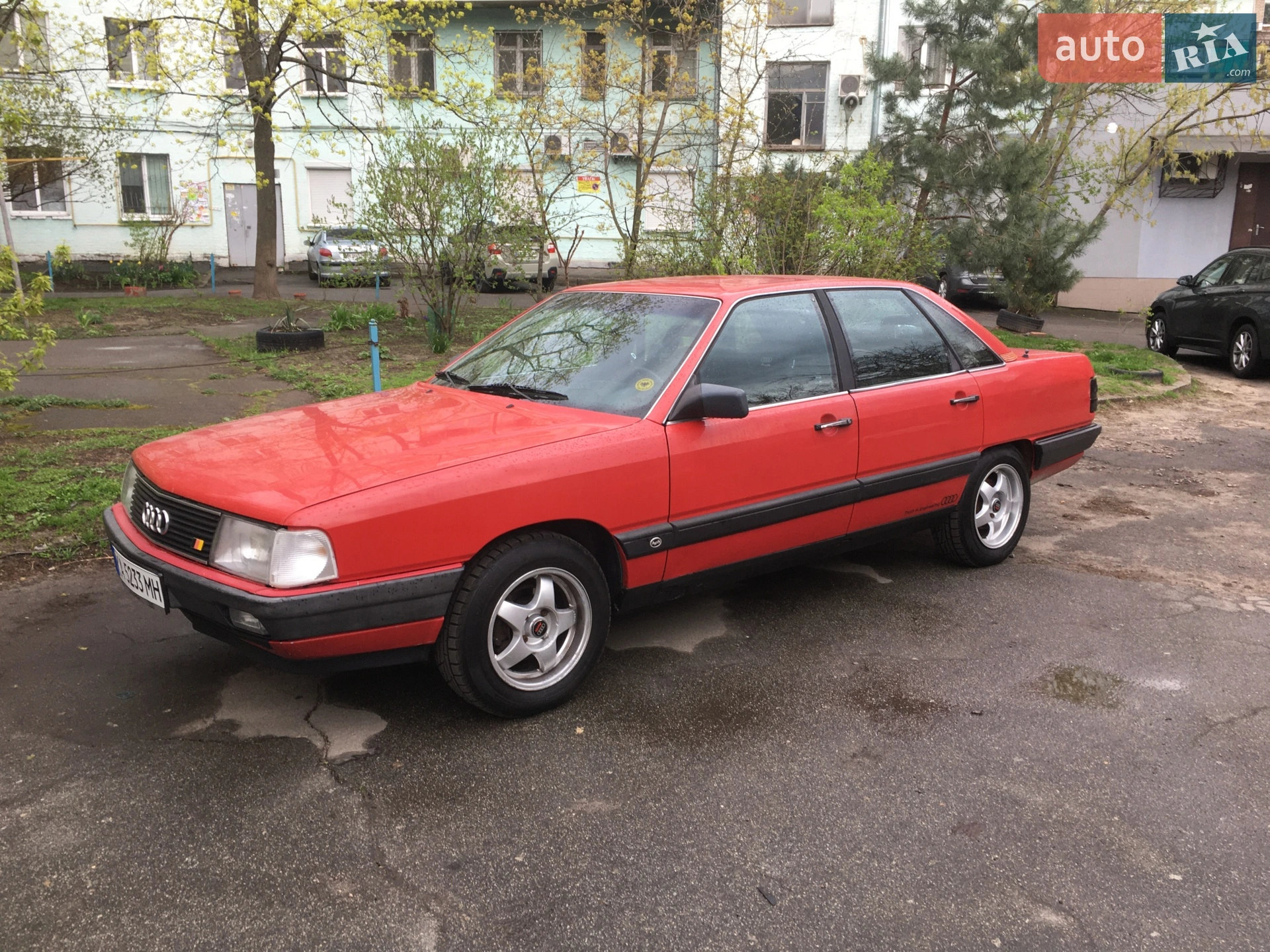 Audi 100, 1987