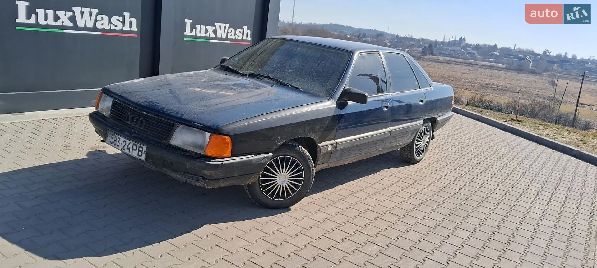 Audi 100, 1990