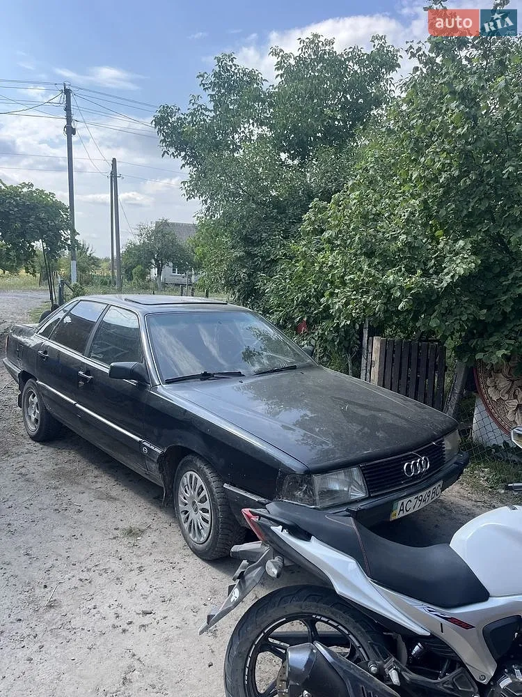 Audi 100, 1986