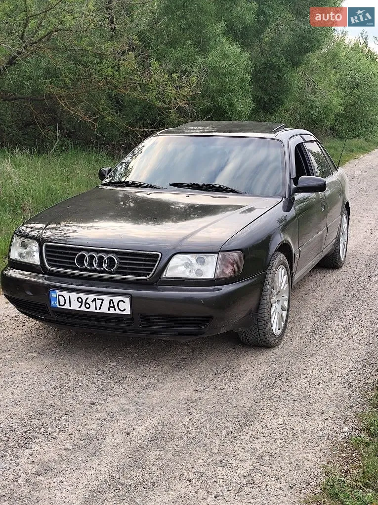 Audi 100, 1992