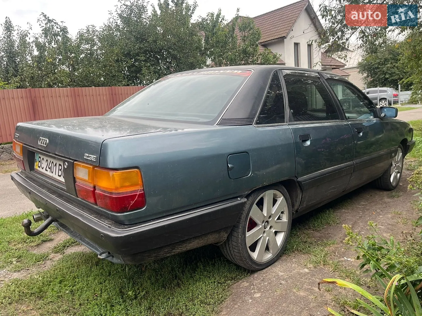Audi 100, 1989