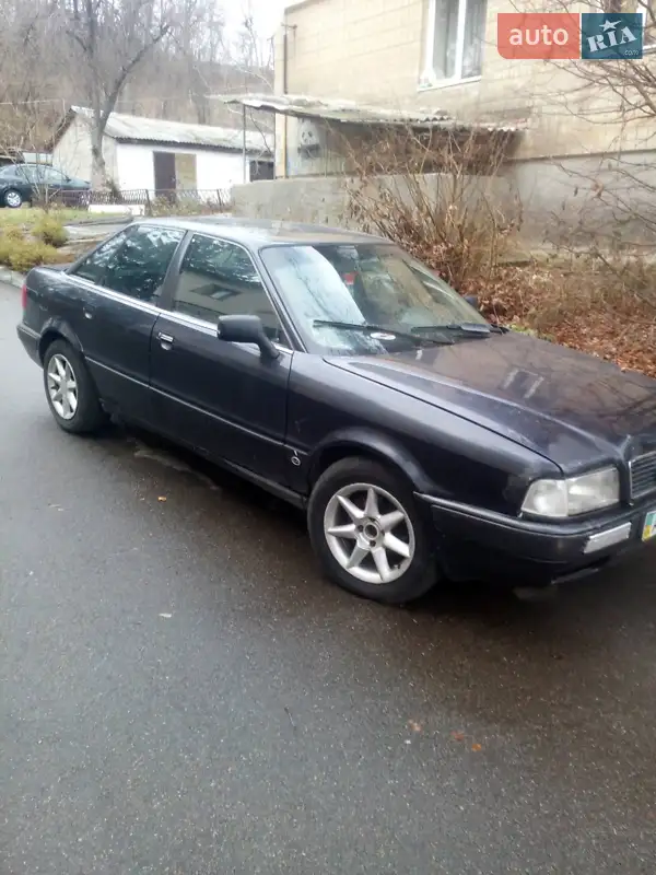 Audi 80, 1992