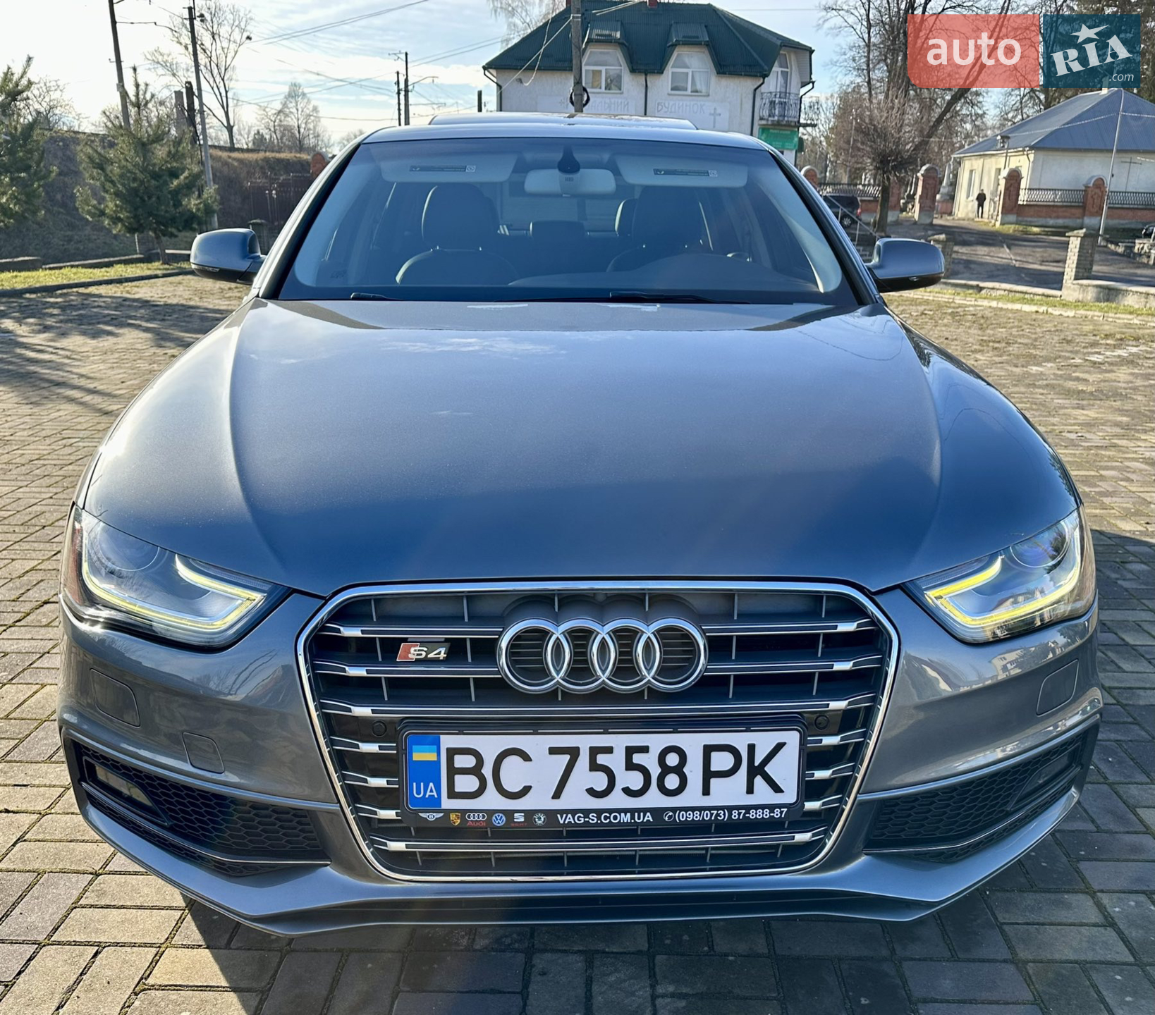 Audi A4, 2013