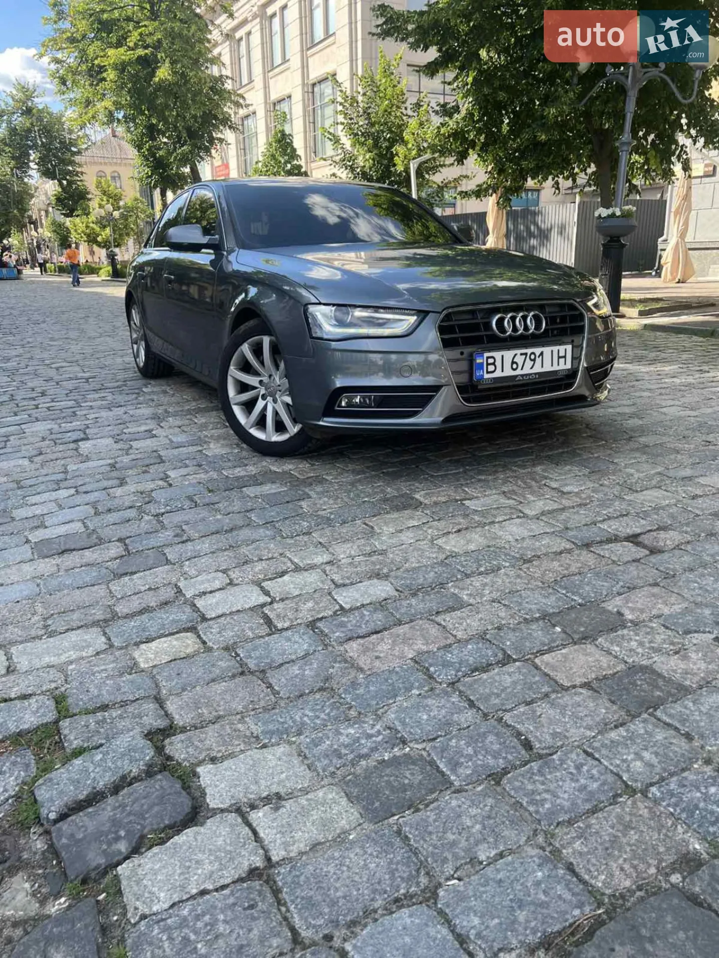 Audi A4, 2012