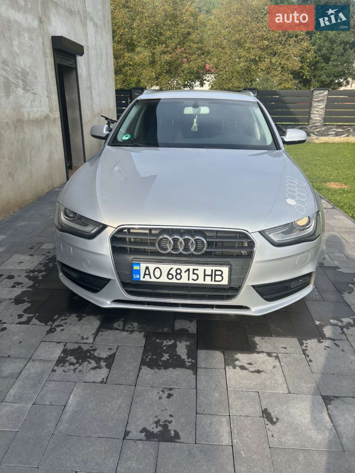 Audi A4, 2012