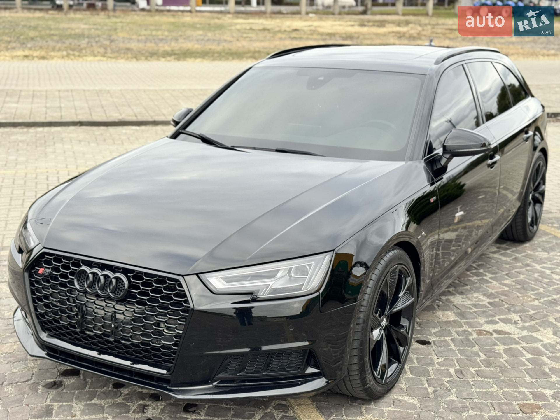 Audi A4, 2016