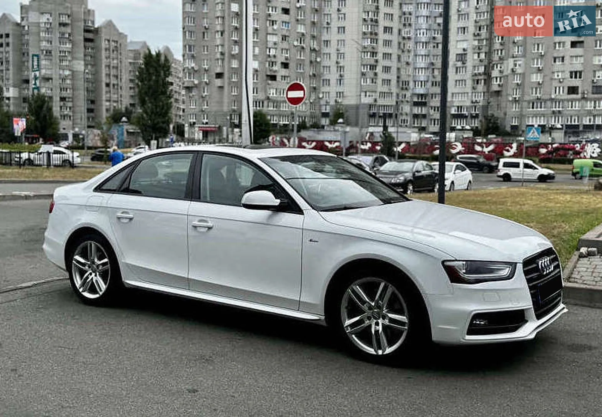 Audi A4, 2015