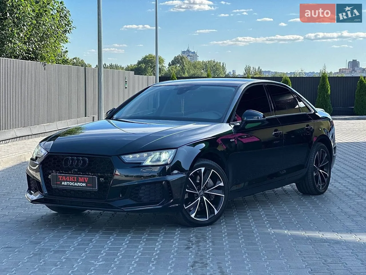 Audi A4, 2016