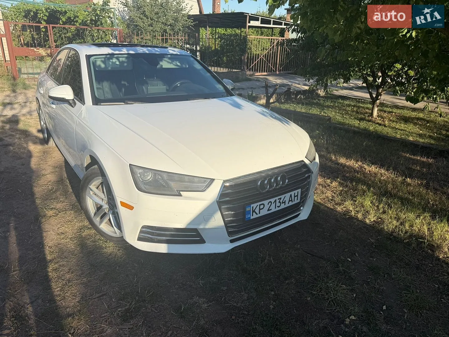 Audi A4, 2016