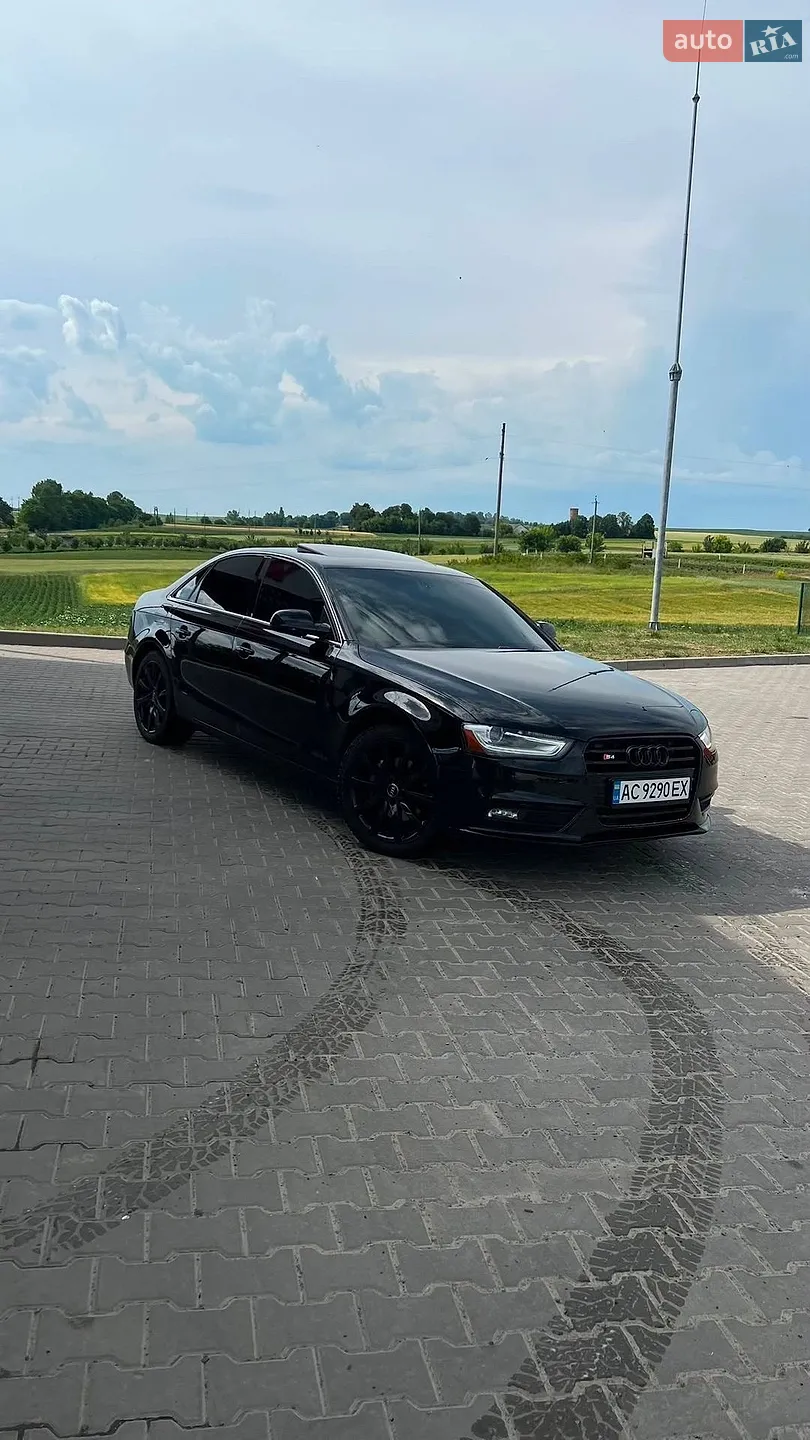 Audi A4, 2012