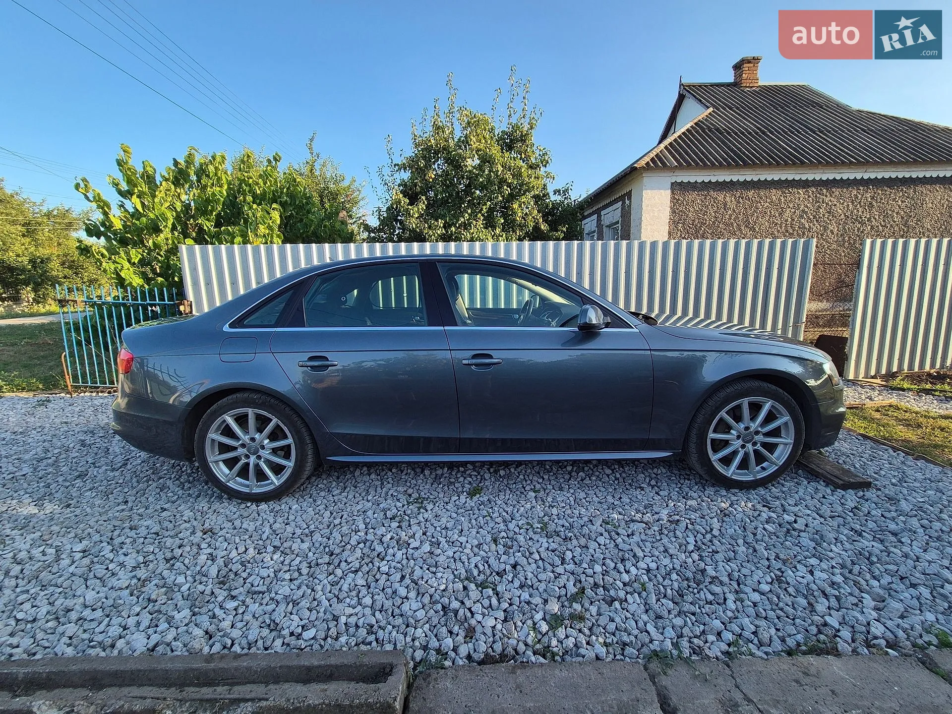 Audi A4, 2013