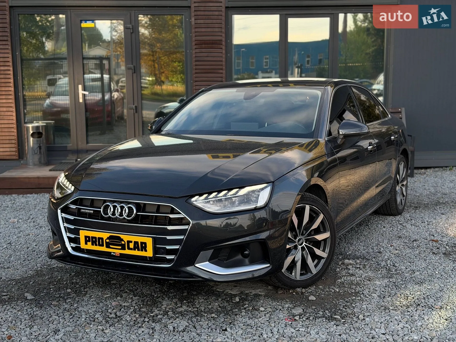 Audi A4, 2021