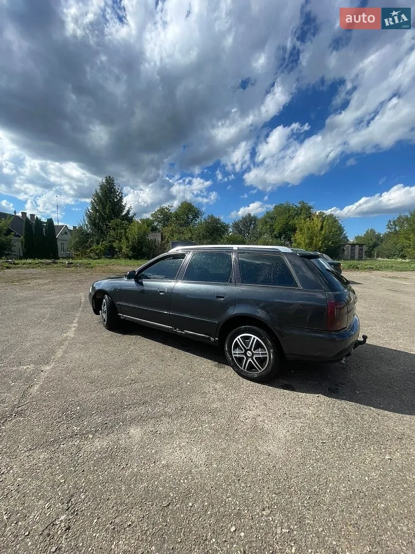 Audi A4, 1998