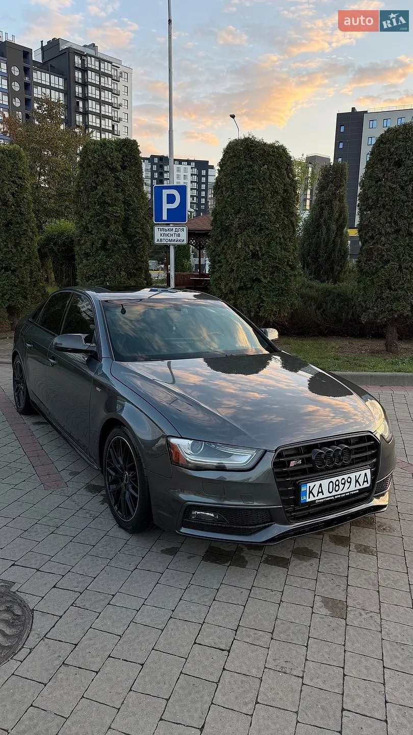 Audi A4, 2015
