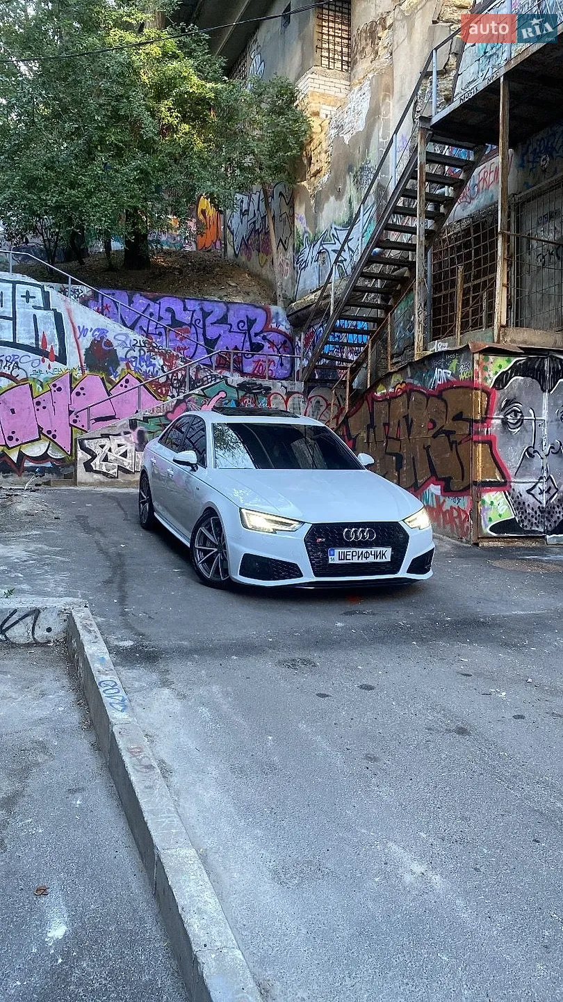 Audi A4, 2016
