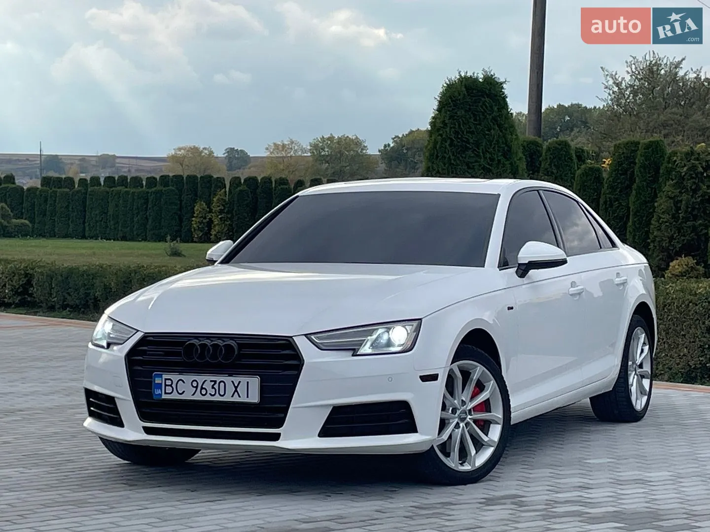 Audi A4, 2016