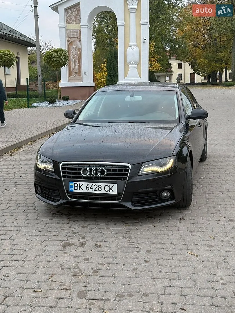Audi A4, 2011