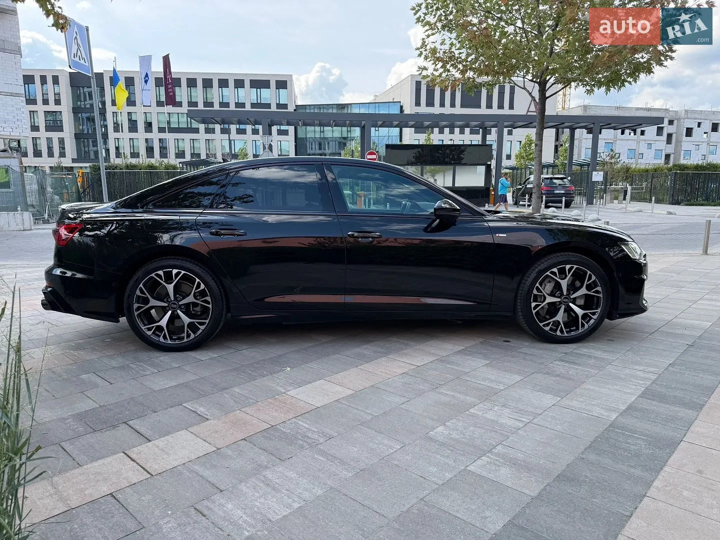 Audi A6 2019 — 1