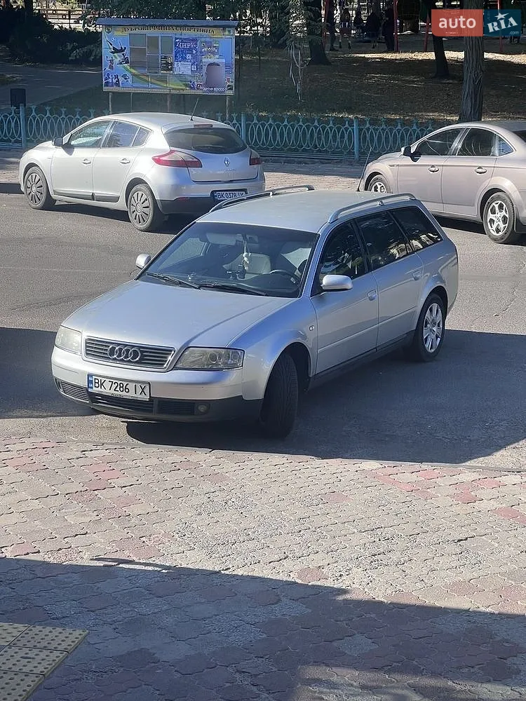 Audi A6, 2001