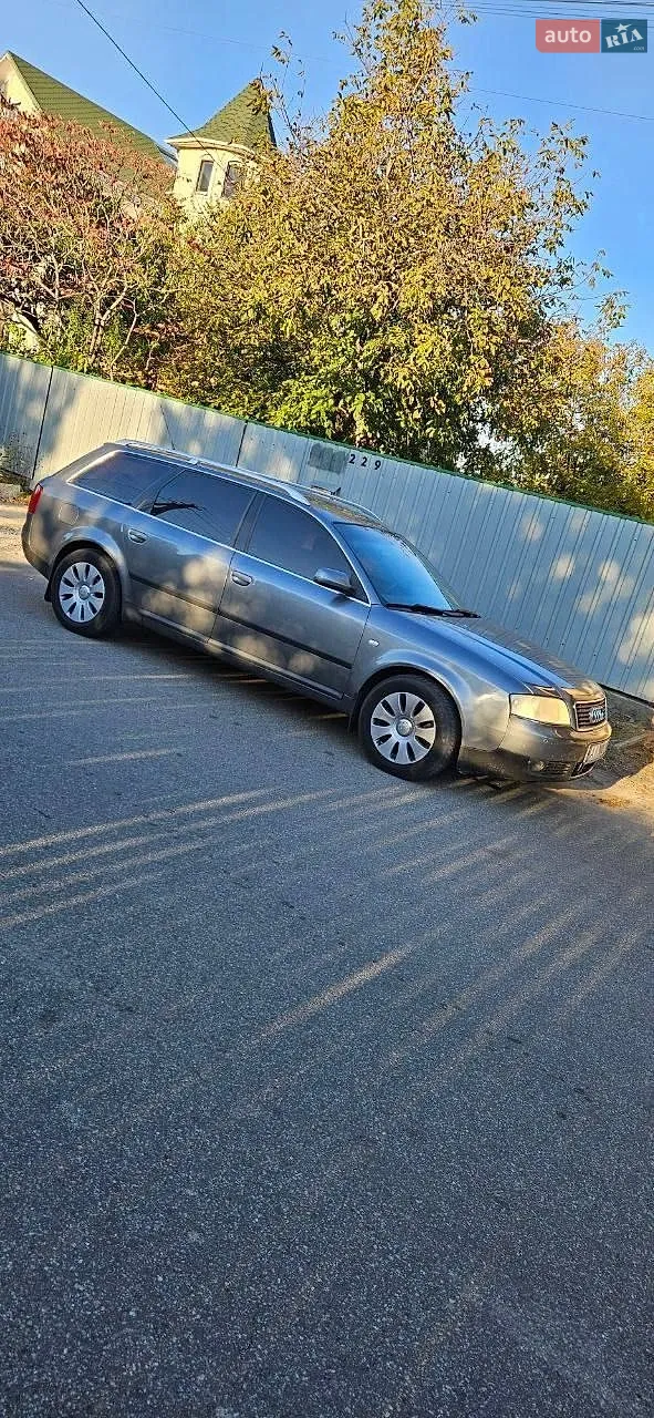 Audi A6, 2001