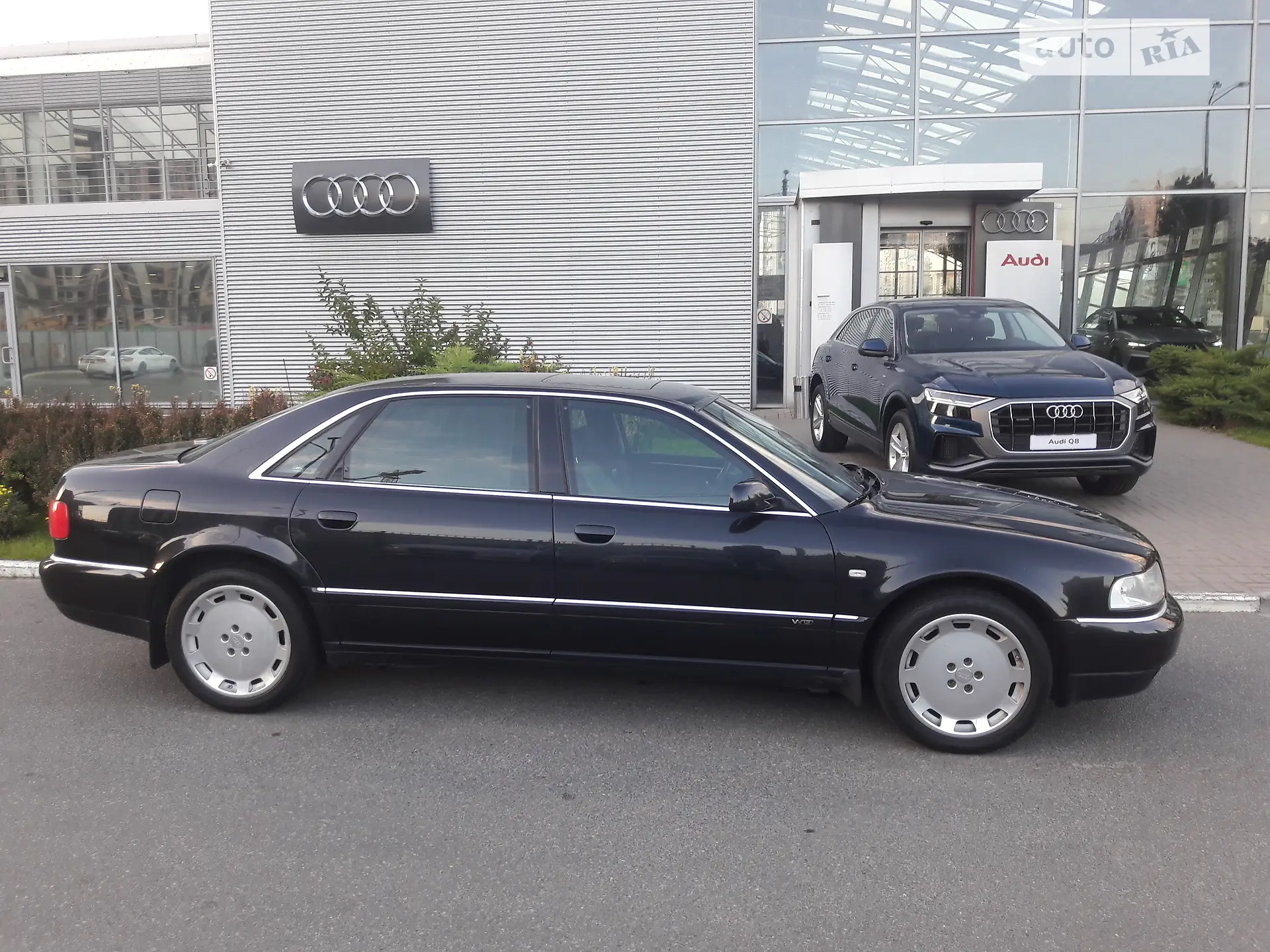 Audi A8, 2002