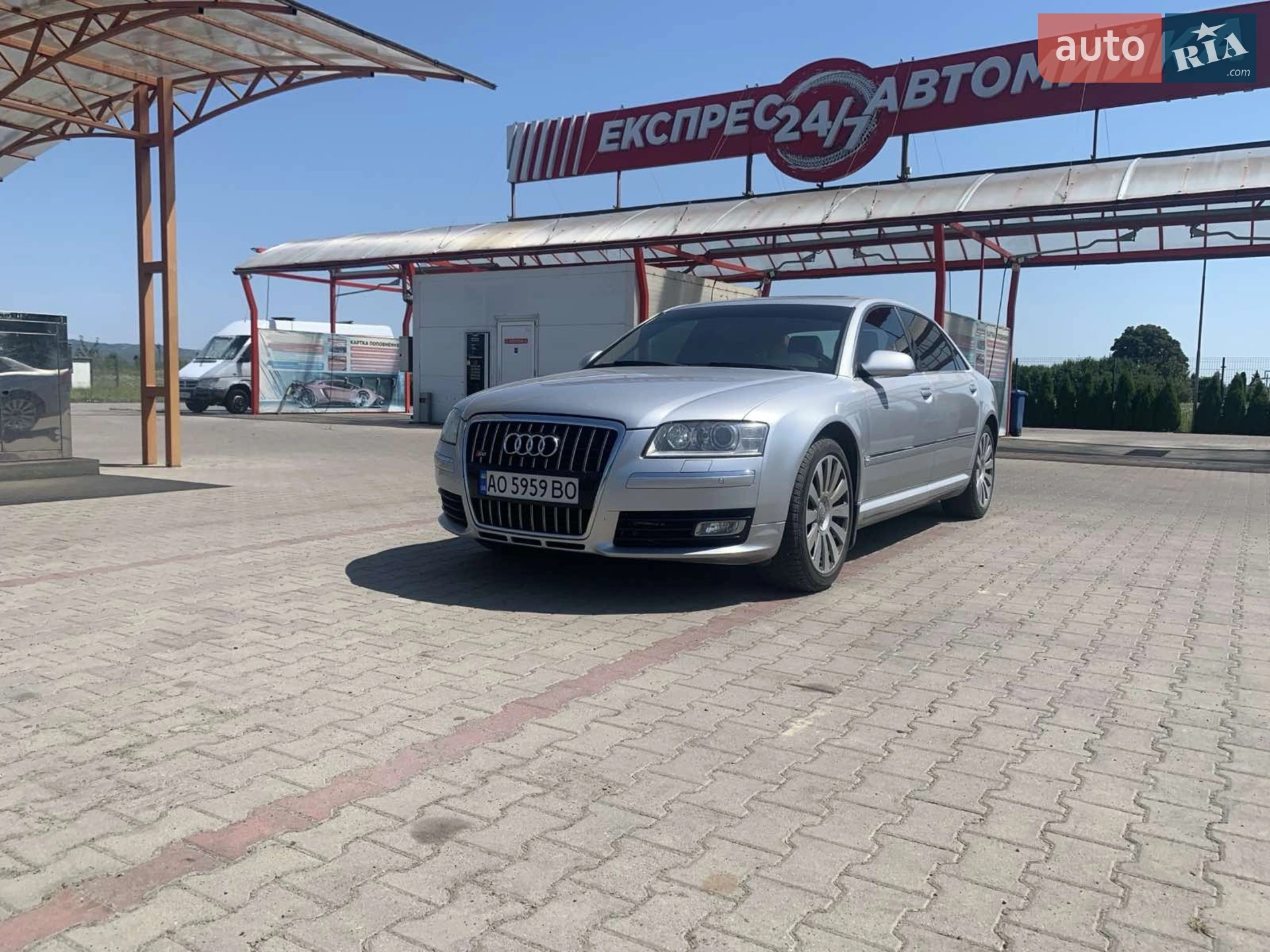 Audi A8, 2006