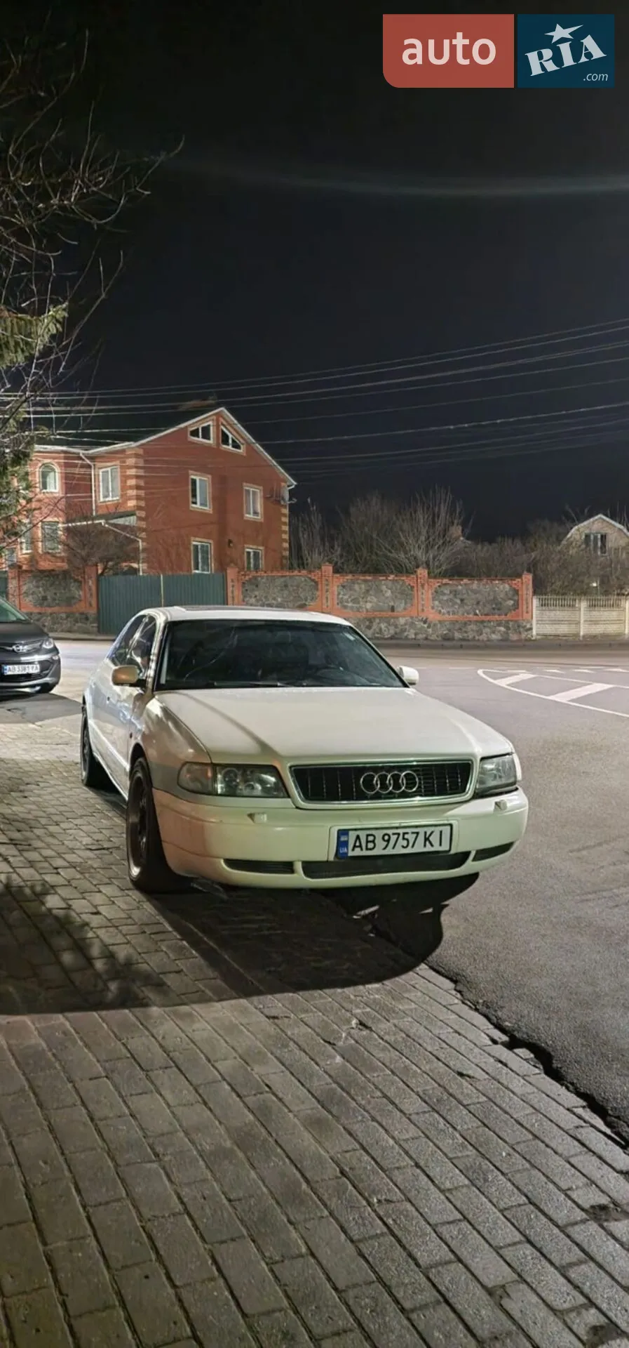 Audi A8, 1996