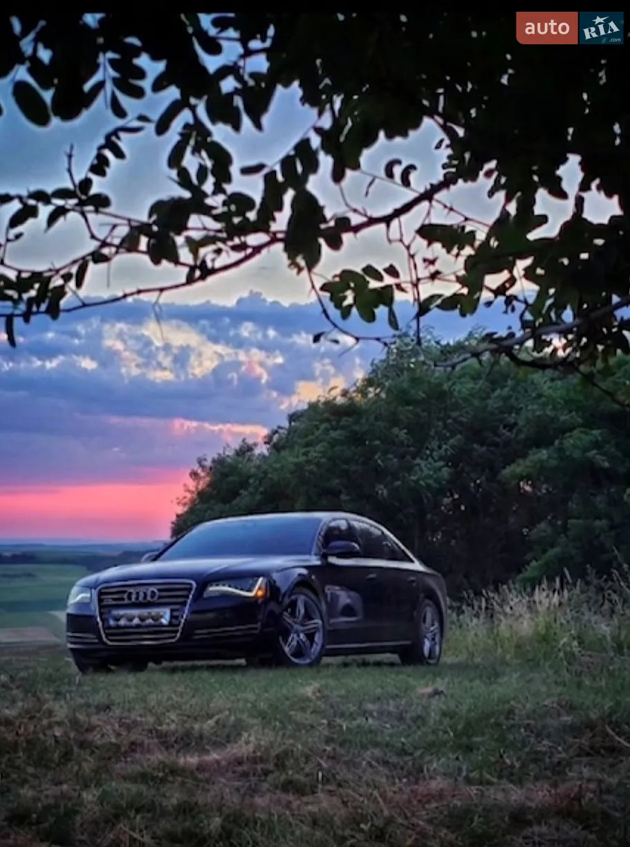 Audi A8, 2012