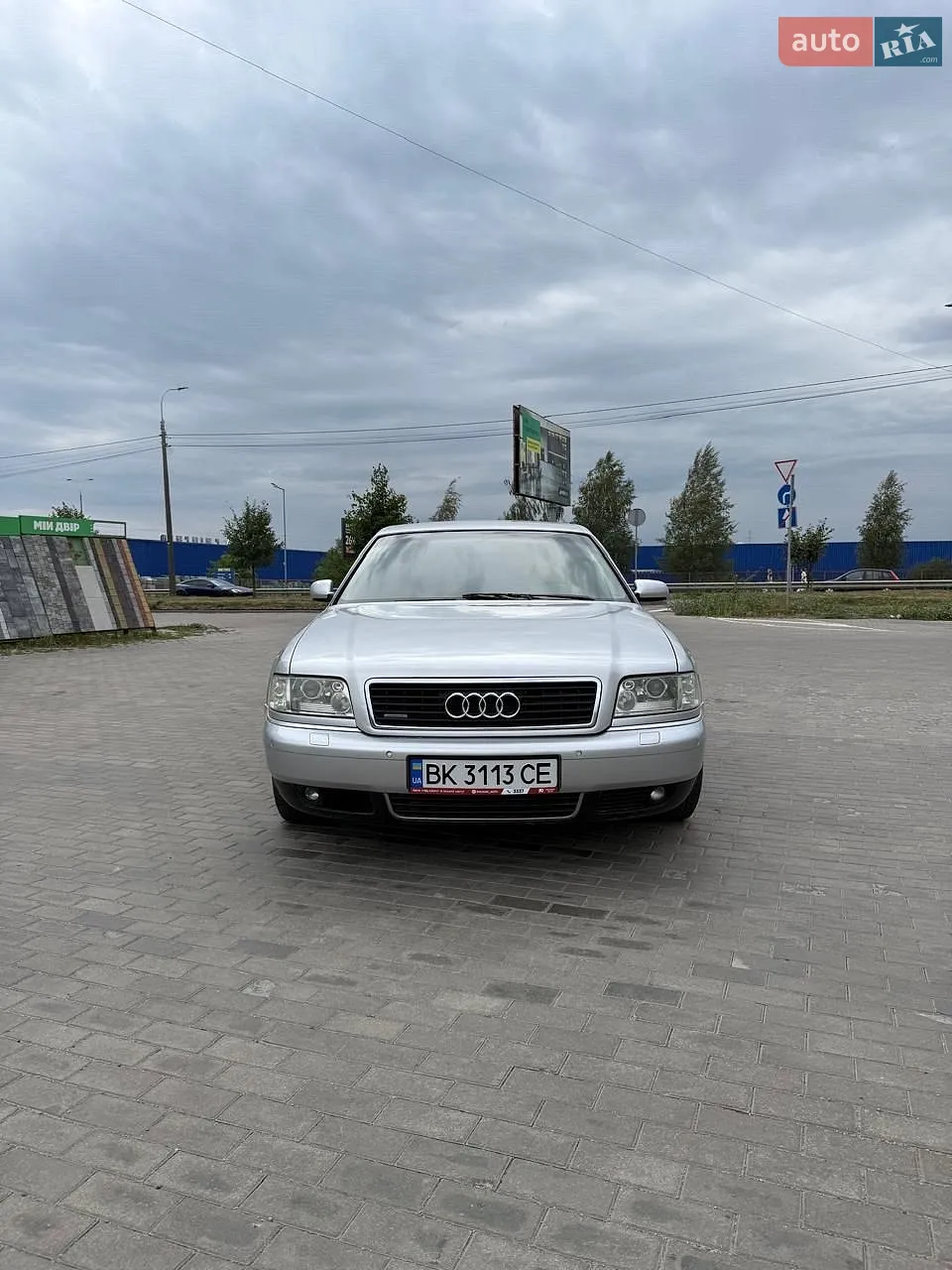 Audi A8, 2000