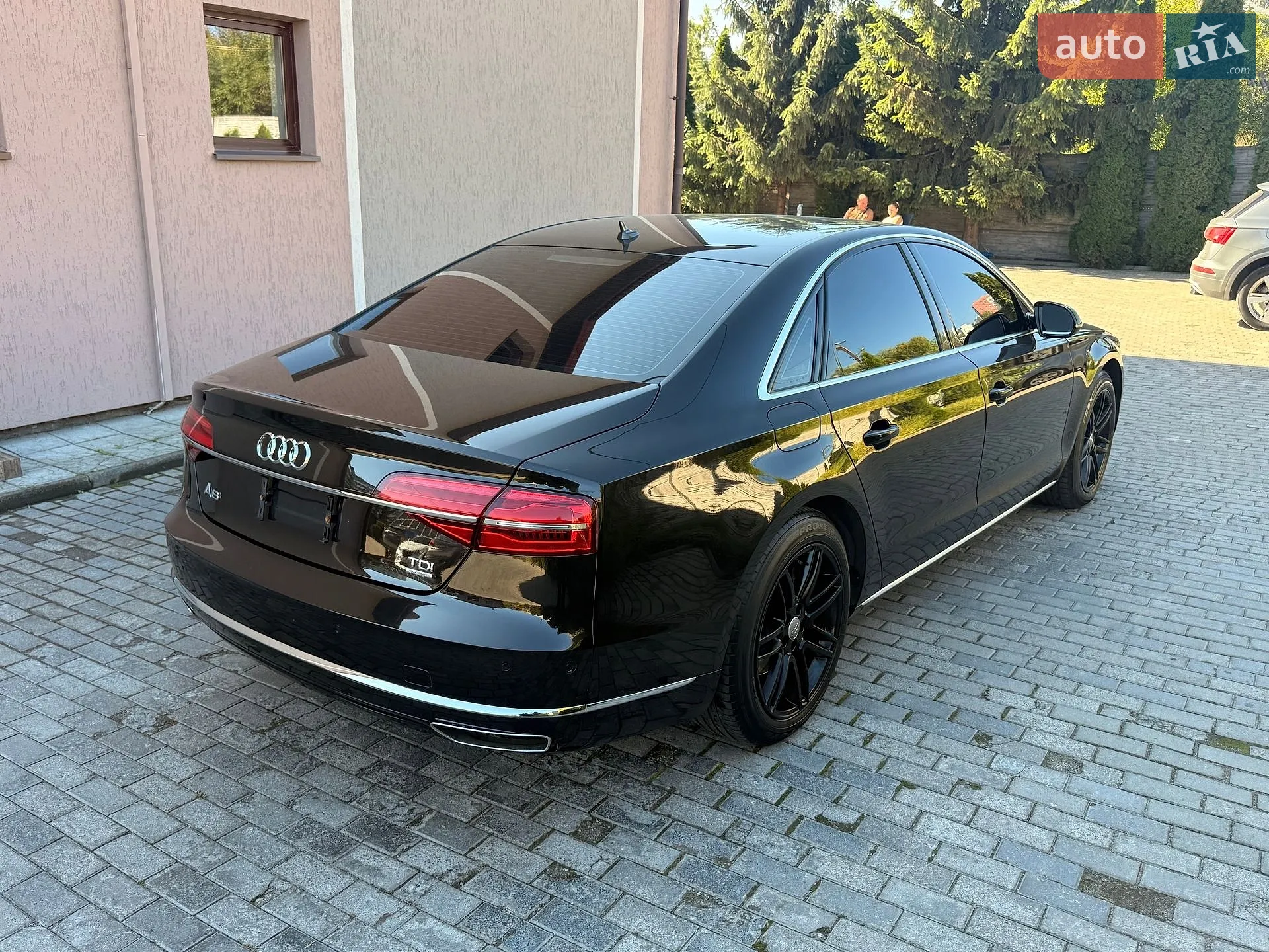 Audi A8, 2015