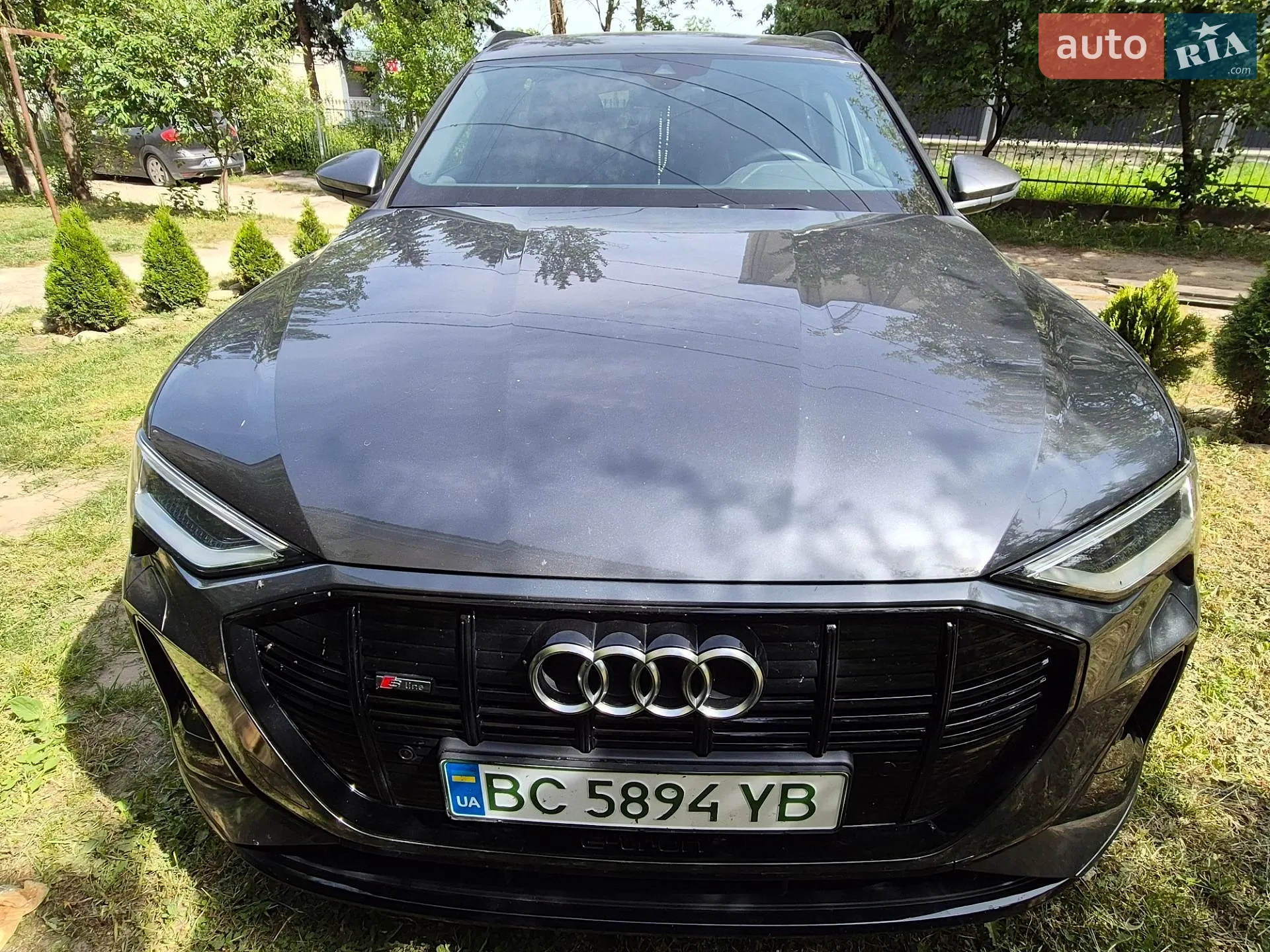 Audi e-tron 2019 — 1