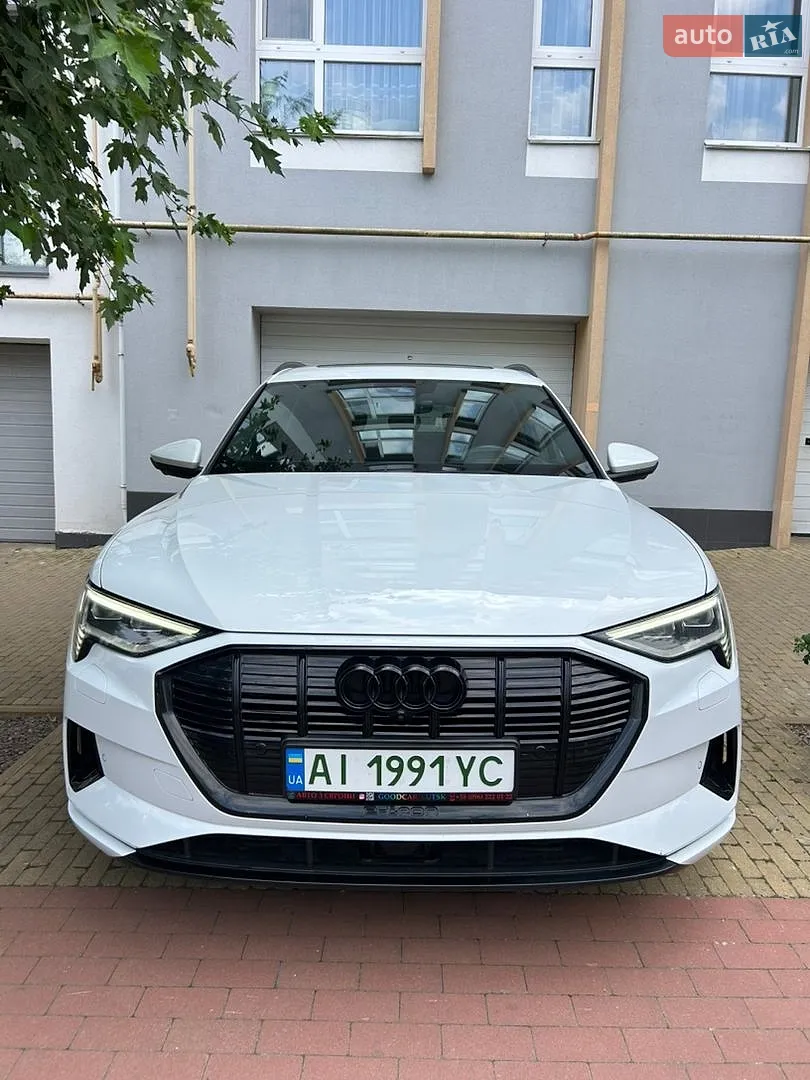 Audi e-tron, 2019