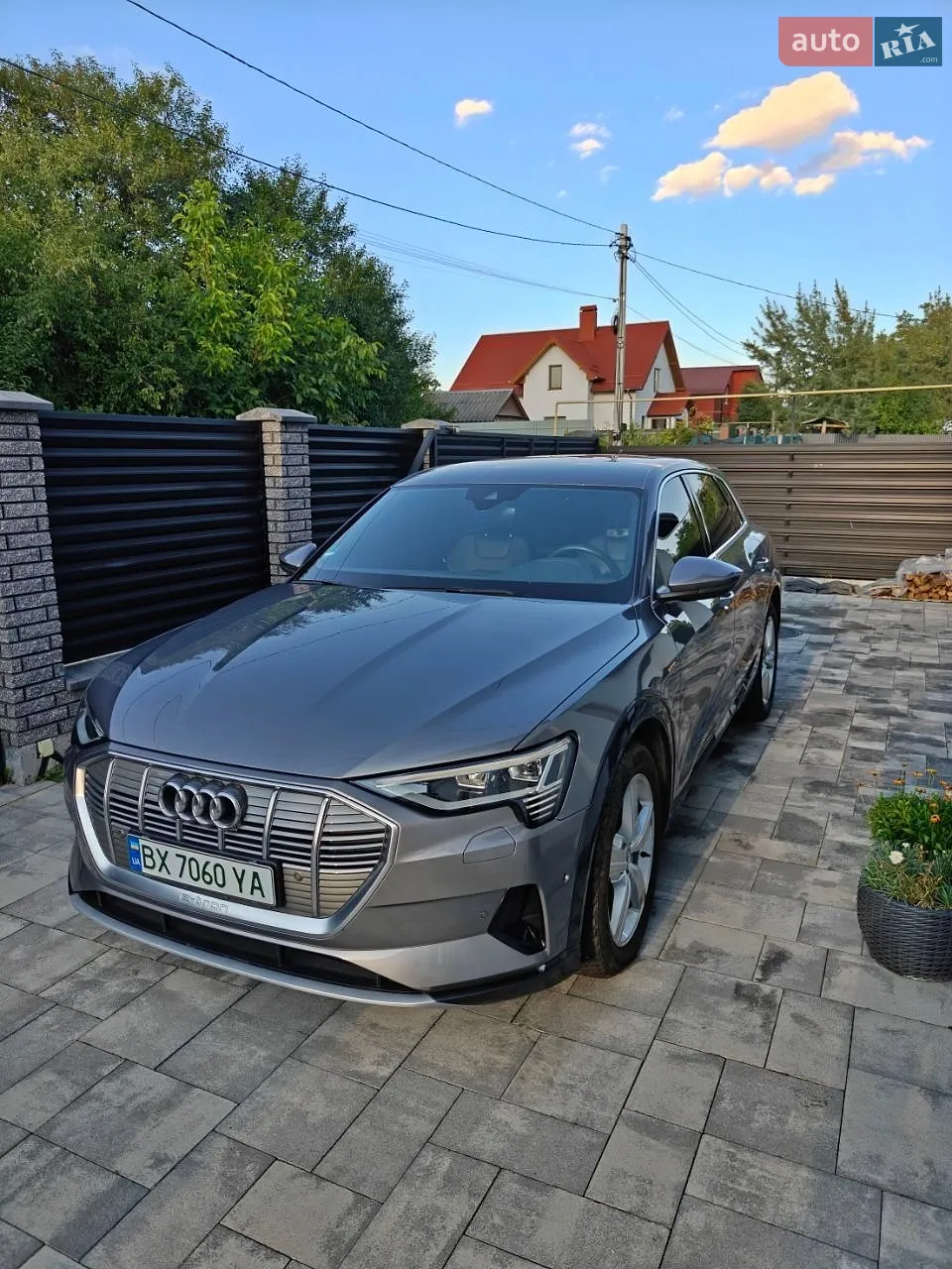Audi e-tron, 2019