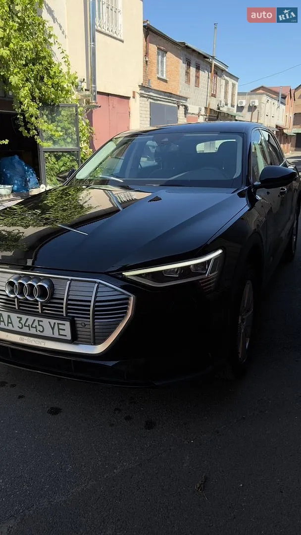 Audi e-tron, 2020