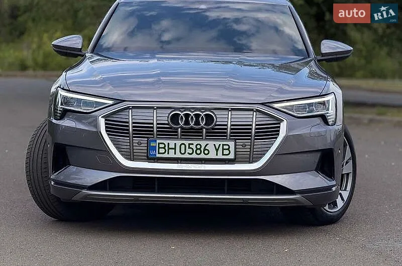 Audi e-tron, 2019