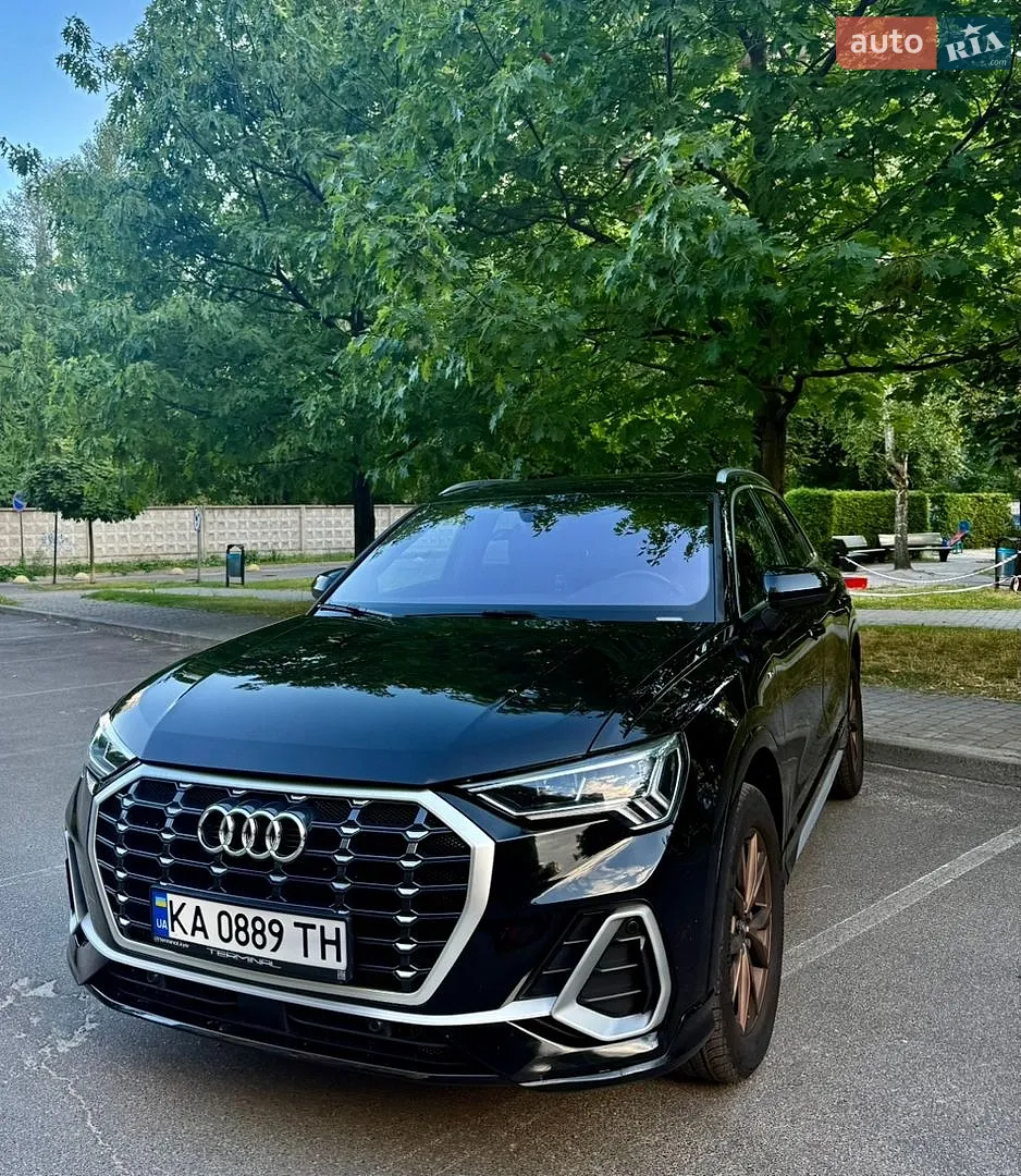 Audi Q3 2020 — 1