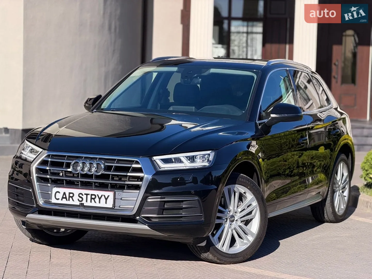 Audi Q5 2018 — 1