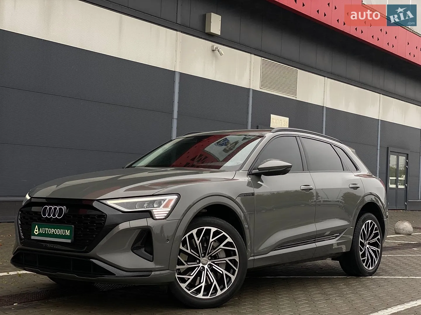 Audi Q8 e-tron, 2023