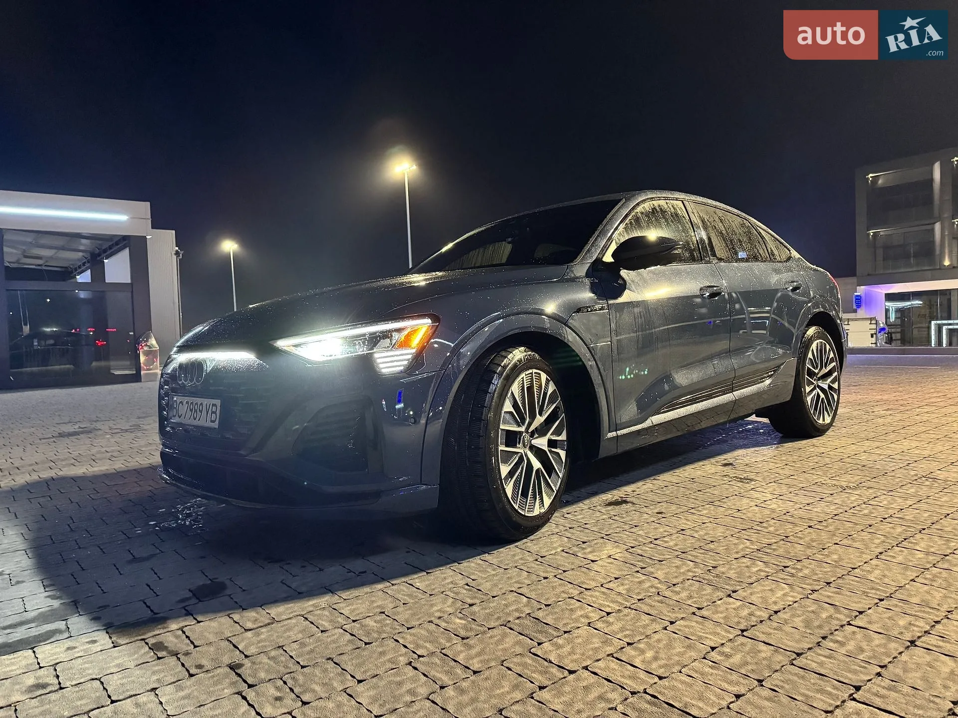 Audi Q8 Sportback e-tron, 2023