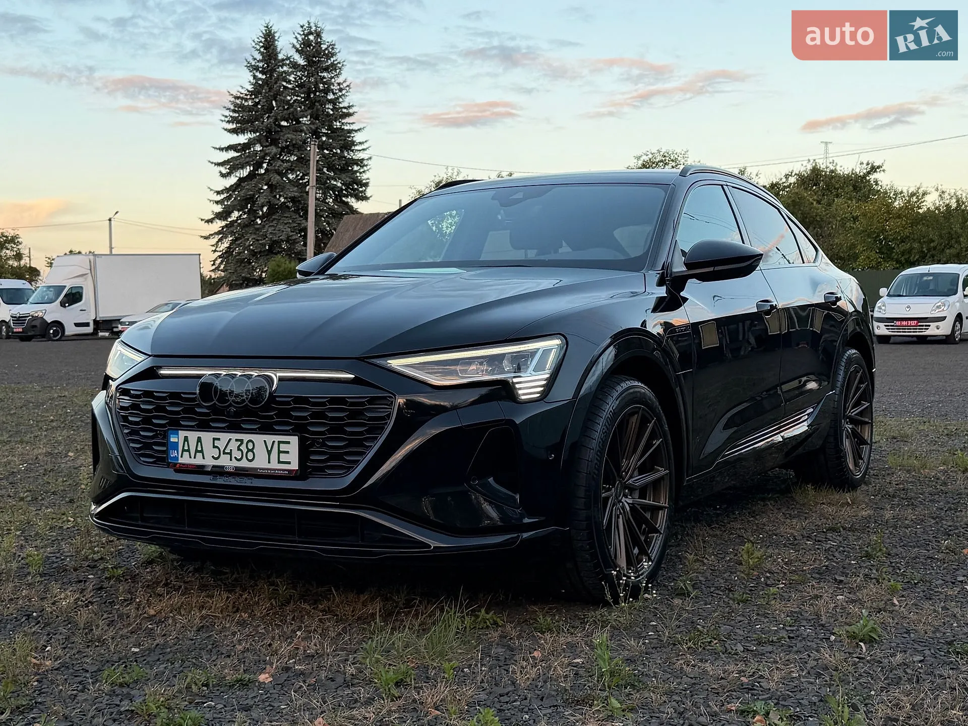 Audi Q8 Sportback e-tron, 2023